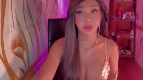 Snapshot of goddessbarbiecum4u chatting on 10.03.25 Barbie Brown online show from 10.03.25