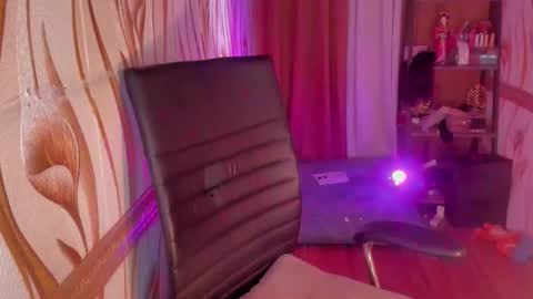 Snapshot of goddessbarbiecum4u chatting on 10.18.25 Barbie Brown online show from 10.18.25