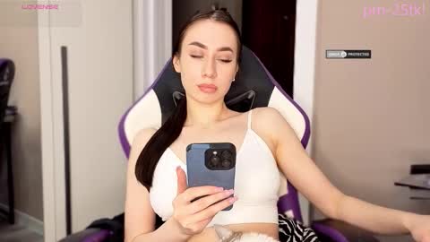 Goddess EmmaBratt princess online show from 02.19.26