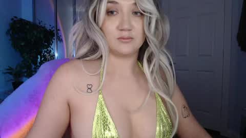 Snapshot of goddessemmy chatting on 05.12.26 Goddess Emmy online show from 05.12.26