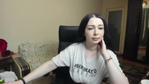 Snapshot of goddessgeorgia chatting on 04.27.26 Goddess Georgia online show from 04.27.26