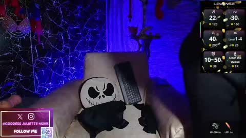 Snapshot of goddessjuliettenoiir chatting on 05.22.26 Goddes Juliette Noiir online show from 05.22.26