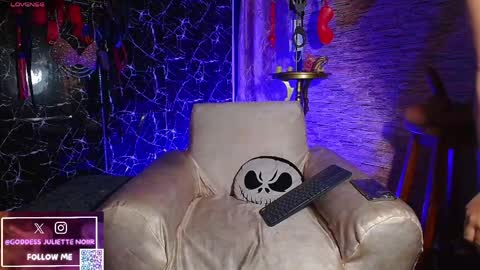 Snapshot of goddessjuliettenoiir chatting on 05.29.26 Goddes Juliette Noiir online show from 05.29.26