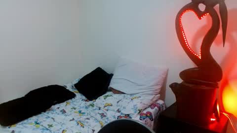  Naih Reyes online show from 12.10.24