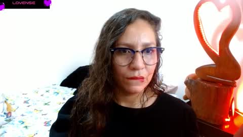  Naih Reyes online show from 12.28.24