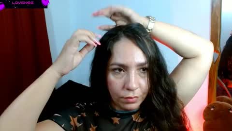  Naih Reyes online show from 02.25.25