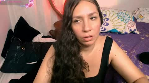 Snapshot of goddessnahi chatting on 06.05.26 Naih Reyes online show from 06.05.26