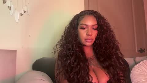 Snapshot of goddessrain420 chatting on 02.21.25 Crazzyboutrain online show from 02.21.25