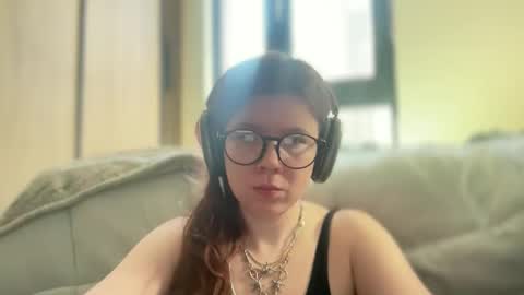 Snapshot of goddesssylvie chatting on 11.02.25 goddesssylvie online show from 11.02.25