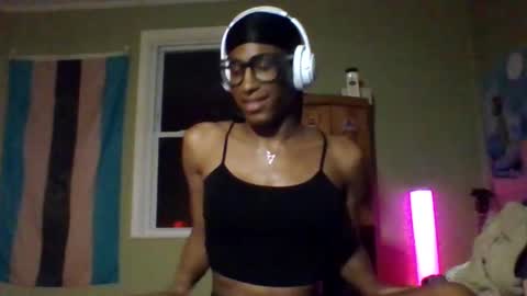 Snapshot of goddexx_kii chatting on 05.19.26 goddexx_kii online show from 05.19.26