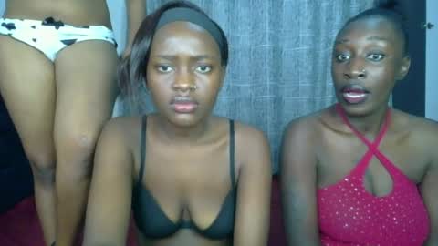 Snapshot of godess_lunah chatting on 06.24.26 godess_lunah online show from 06.24.26