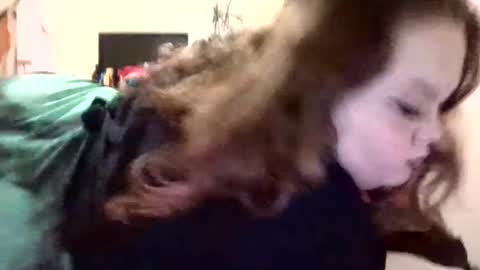 godessisabella online show from 01.30.25