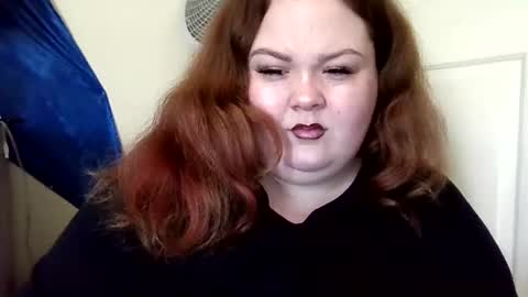 godessisabella online show from 03.10.25