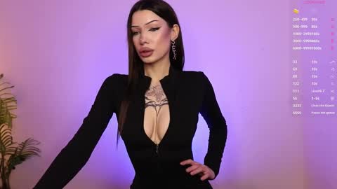 Sasha online show from 10.23.25