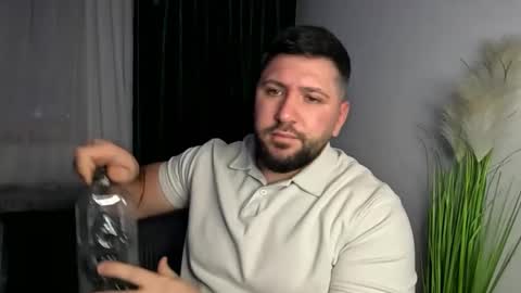 gold_alpha_boy online show from 01.31.26