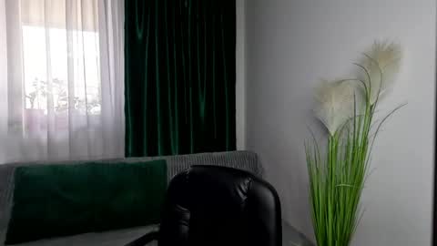 Snapshot of gold_alpha_boy chatting on 04.23.26 gold_alpha_boy online show from 04.23.26