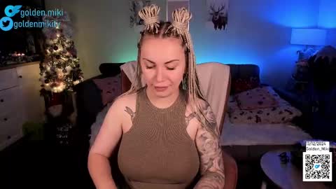 Snapshot of golden_miki chatting on 12.13.24 Shy in the streets but a freak in the sheets online show from 12.13.24