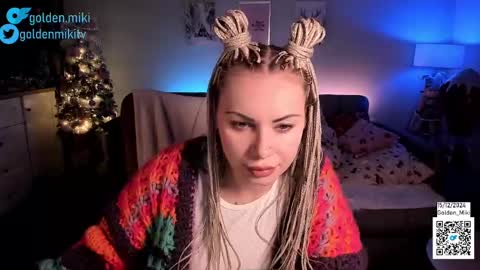 Snapshot of golden_miki chatting on 12.16.24 Shy in the streets but a freak in the sheets online show from 12.16.24