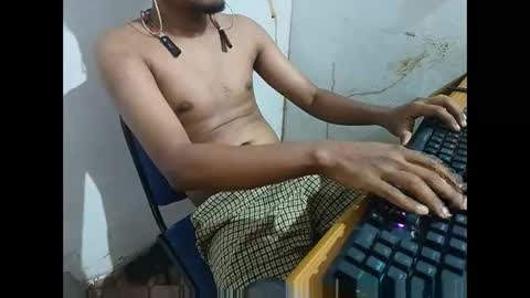 Snapshot of goldengodzilla69 chatting on 09.24.25 goldengodzilla69 online show from 09.24.25