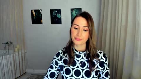 Olivia online show from 03.26.26