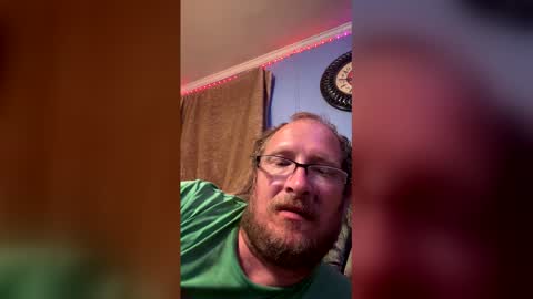 Snapshot of goldenmitch chatting on 04.26.26 MeHer online show from 04.26.26