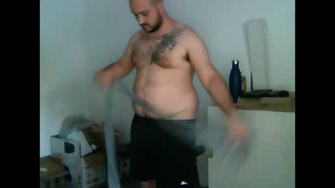 Snapshot of goldenspainboy chatting on 05.25.26 goldenspainboy online show from 05.25.26
