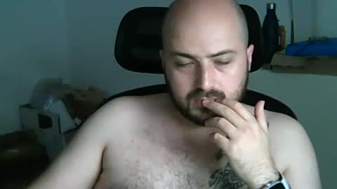 Snapshot of goldenspainboy chatting on 06.20.26 goldenspainboy online show from 06.20.26