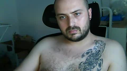 Snapshot of goldenspainboy chatting on 07.04.26 goldenspainboy online show from 07.04.26