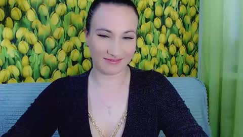 Snapshot of goldmoonn chatting on 04.06.26 goldmoonn online show from 04.06.26