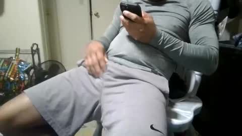 Snapshot of gomezdiazbobby chatting on 02.18.26 gomezdiazbobby online show from 02.18.26