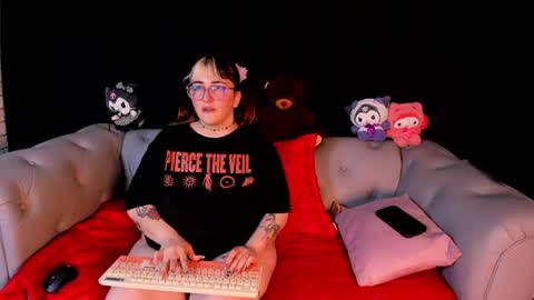 Snapshot of gomory_kitty chatting on 04.16.26 gomory_kitty online show from 04.16.26