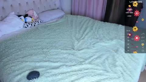 gongjulee online show from 11.04.25