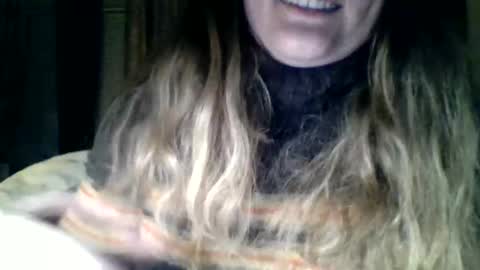 Snapshot of good_pet chatting on 12.14.24 good_pet online show from 12.14.24