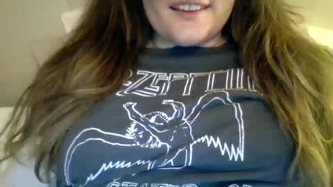 Snapshot of good_pet chatting on 01.17.25 good_pet online show from 01.17.25