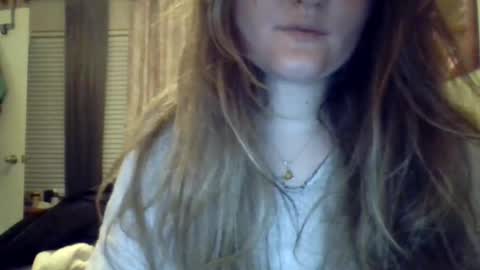 Snapshot of good_pet chatting on 01.26.25 good_pet online show from 01.26.25