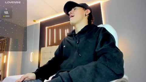 Snapshot of good_sheep chatting on 04.23.26 good_sheep online show from 04.23.26