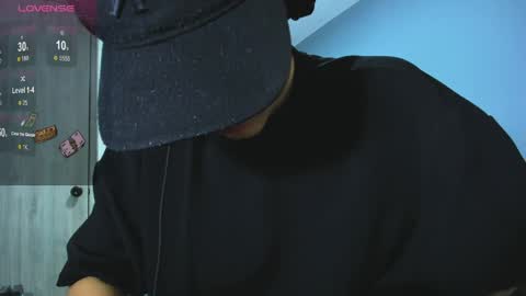 Snapshot of good_sheep chatting on 05.12.26 good_sheep online show from 05.12.26