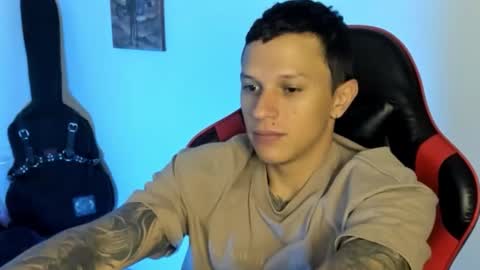 Snapshot of goodboy69i chatting on 02.15.26 goodboy69i online show from 02.15.26