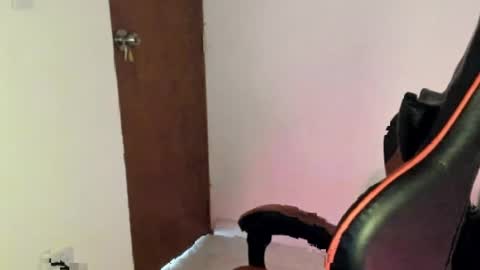 Snapshot of goodboy69i chatting on 04.09.26 goodboy69i online show from 04.09.26