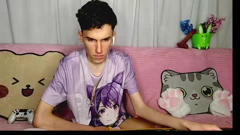 Snapshot of goodboyluca chatting on 05.20.26 Luca online show from 05.20.26