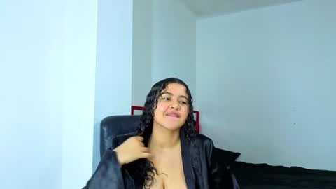 Snapshot of goodgirlxxxl chatting on 07.18.26 Goodgirlxxxl online show from 07.18.26