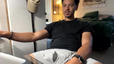 Snapshot of goodjob_jay chatting on 10.03.25 Goodjob Jay online show from 10.03.25