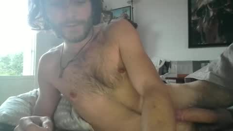 Snapshot of goodleek chatting on 11.20.25 gooleek online show from 11.20.25