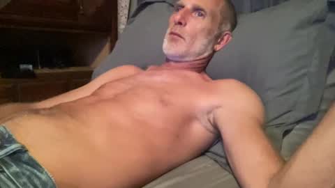 Snapshot of goodwoodguy420 chatting on 06.11.26 goodwoodguy420 online show from 06.11.26