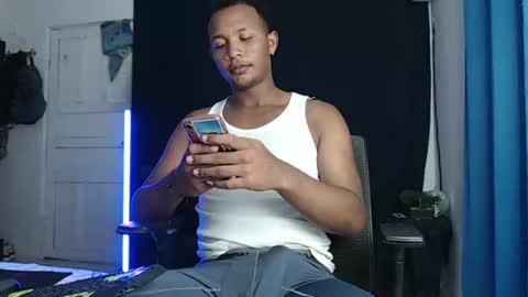 Snapshot of goos_cum chatting on 02.01.25 Goos online show from 02.01.25