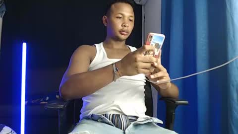 Snapshot of goos_cum chatting on 02.02.25 Goos online show from 02.02.25