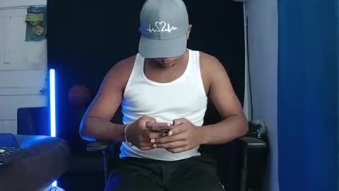 Snapshot of goos_cum chatting on 02.07.25 Goos online show from 02.07.25