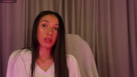 Rose  online show from 02.20.25