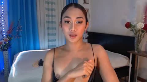 gorgeous_nicole online show from 12.25.24
