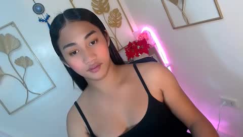 Snapshot of gorgeous_nicole chatting on 11.22.25 gorgeous_nicole online show from 11.22.25